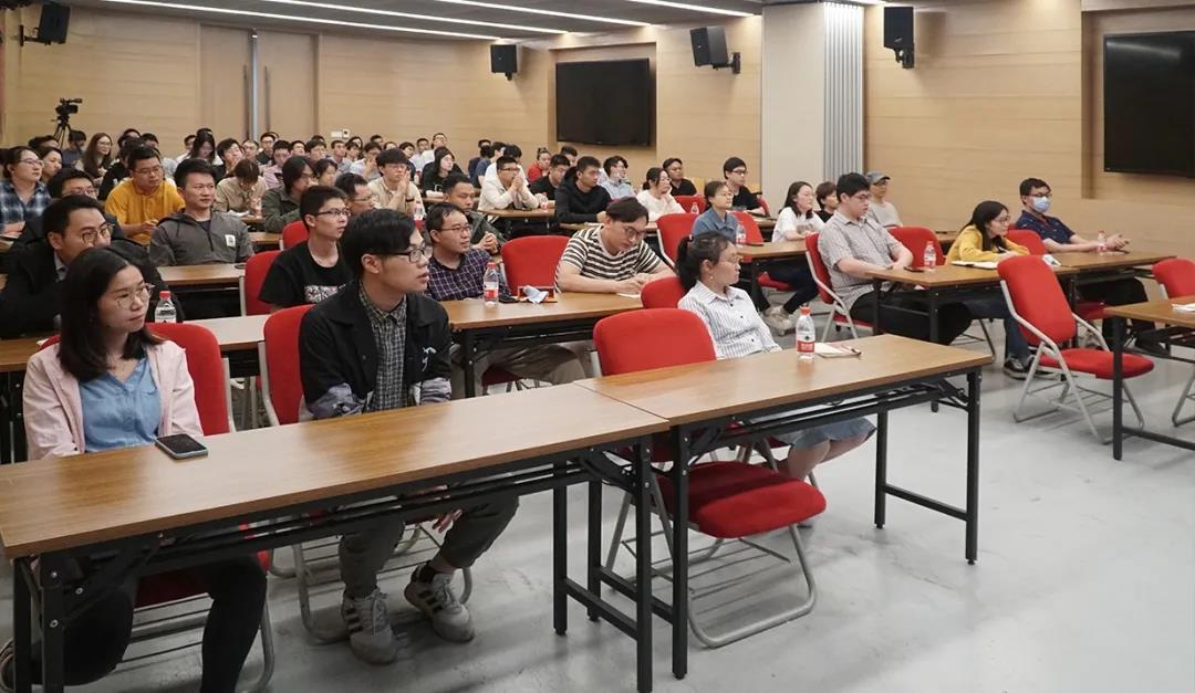 城地建設(shè)集團(tuán)與同濟(jì)大學(xué)設(shè)計(jì)院開展產(chǎn)、學(xué)、研交流會(huì)