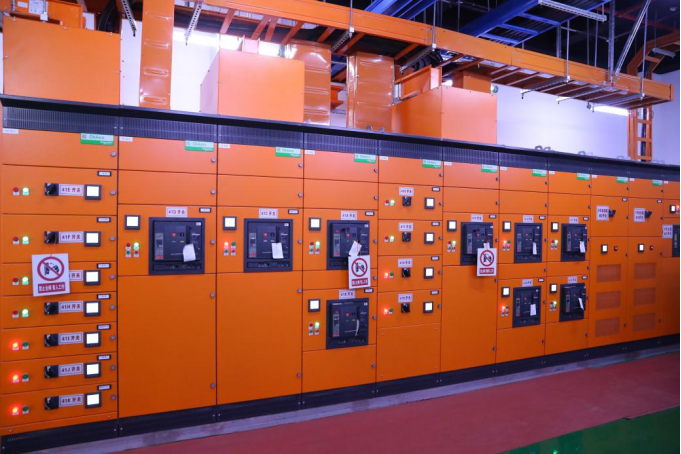 城地云臨港智能科技產(chǎn)業(yè)園一期機(jī)電設(shè)備廠驗